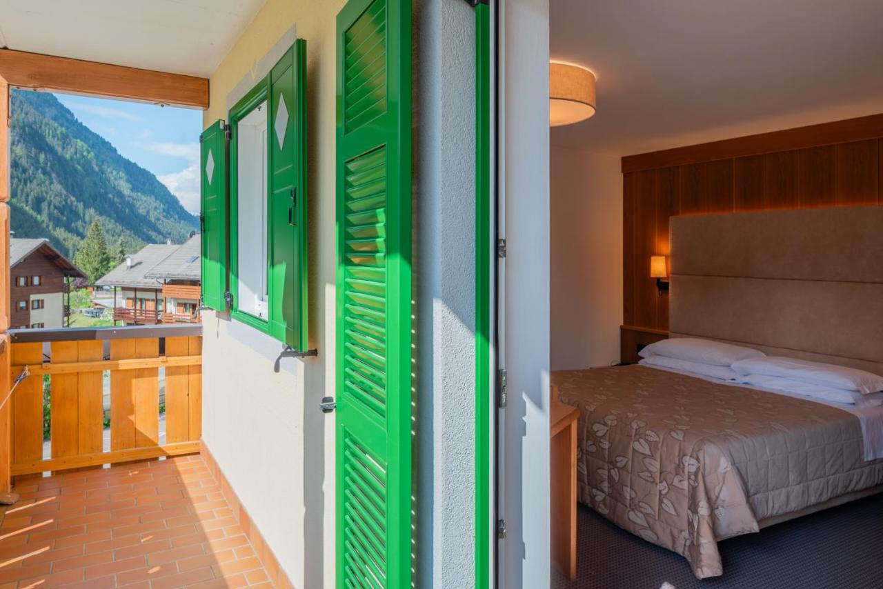 Hotel Ladina كامبيتيلو دي فاسا المظهر الخارجي الصورة